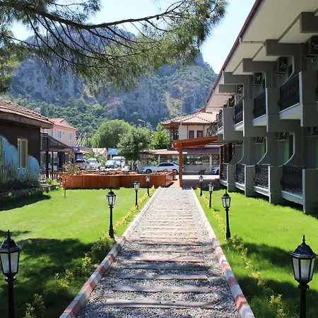 Hotel Smyrna 3*