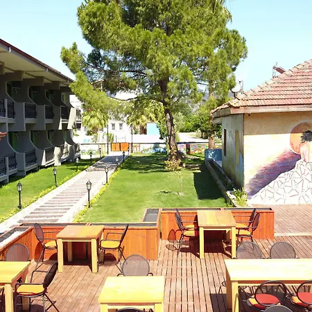 Hotel Smyrna 3*