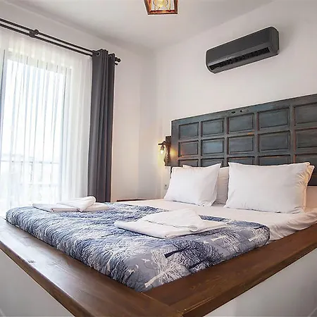 Smyrna 호텔 3*