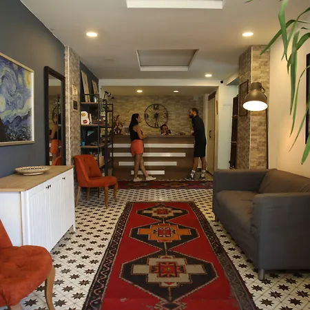 Hotel Smyrna 3*